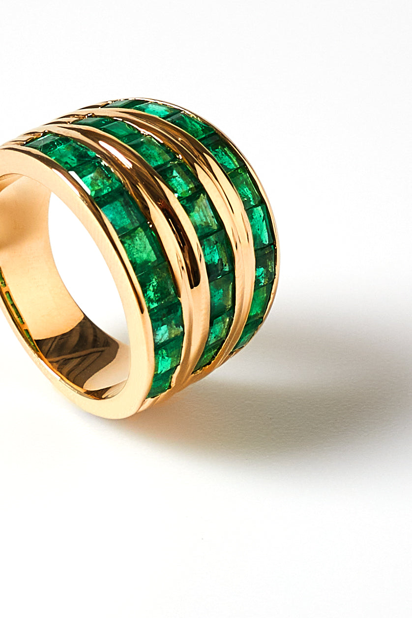 Reflection Emerald ring