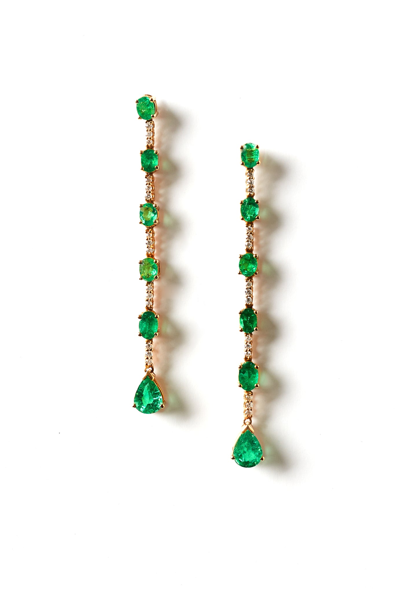 Majesty Emerald earrings